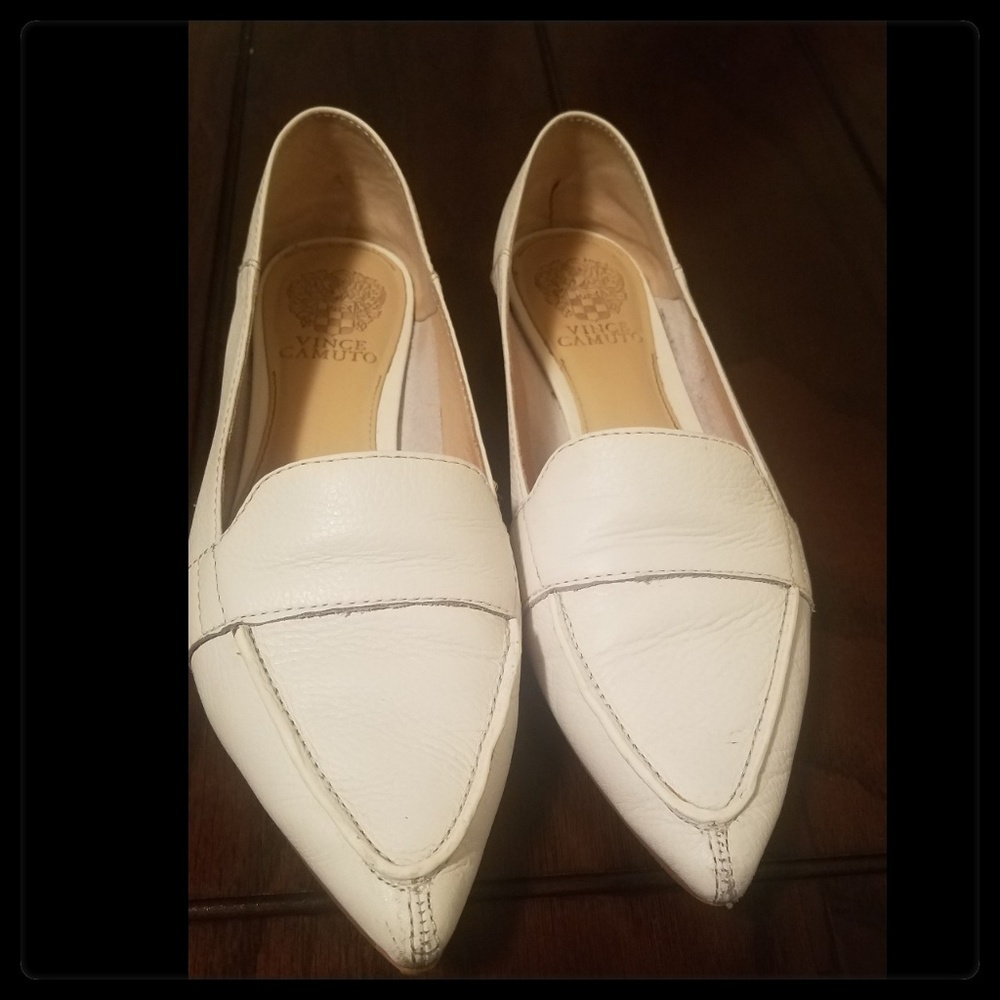 Vince camuto white flats 8